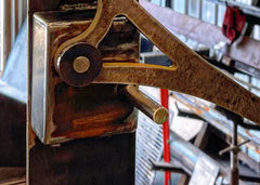 pawl ratchet handle pivot